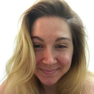 Meet your Posher, Becca